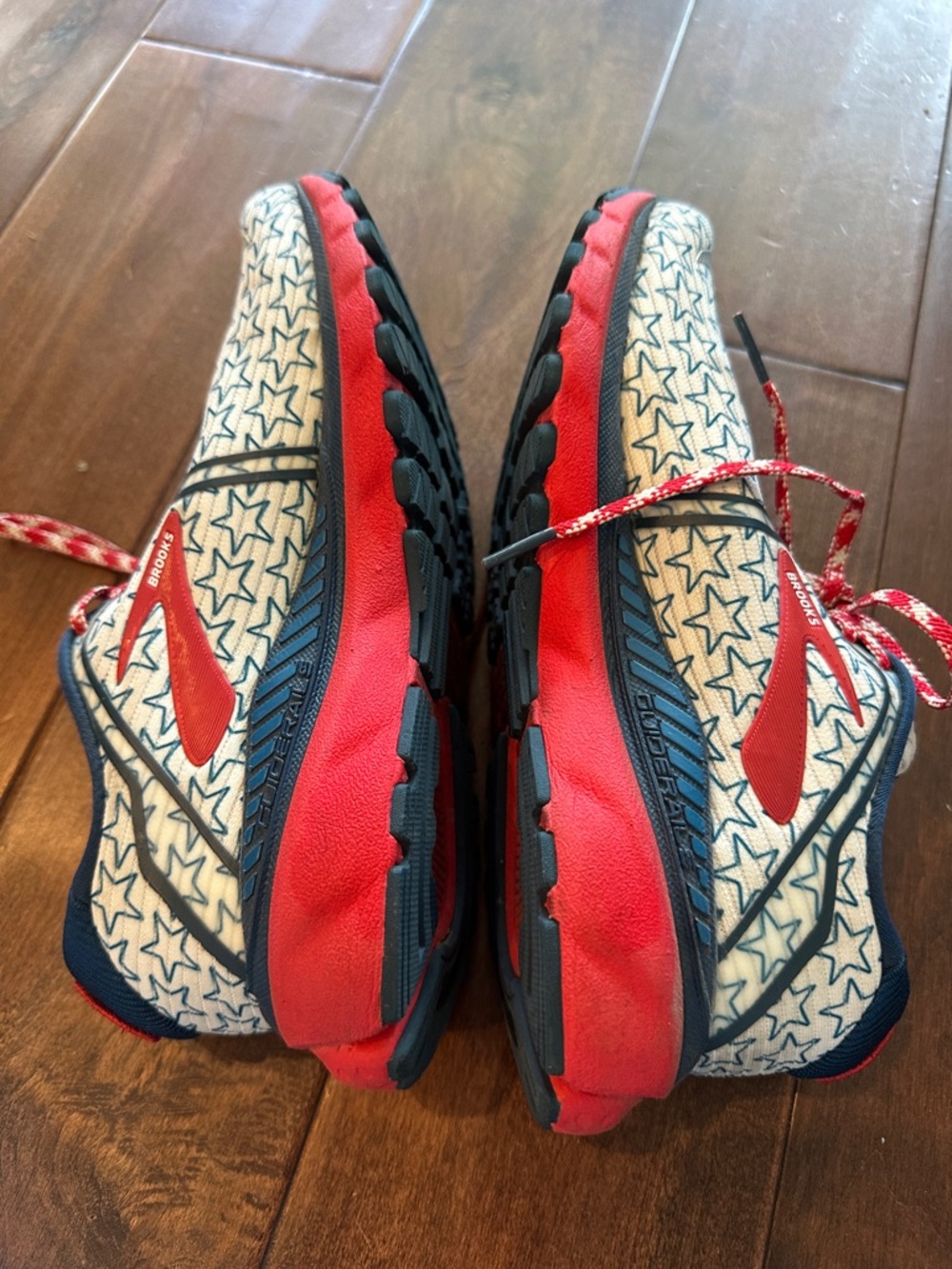 Brooks Adrenaline 20 Women’s Running Shoe Star-Pattern in Blue and Red - Picture 5 of 7